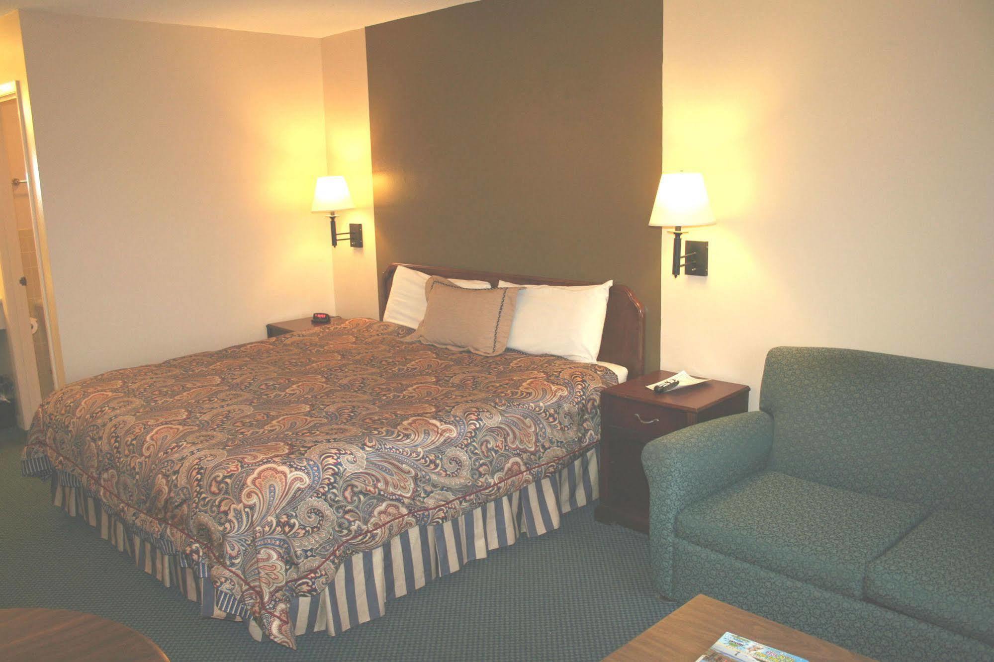 Lake Lighthouse Inn Osage Beach Esterno foto