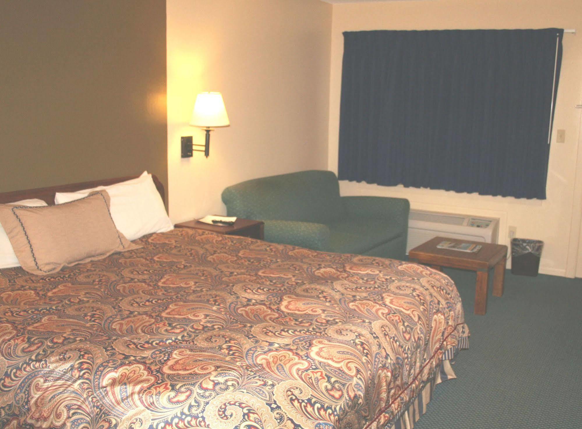 Lake Lighthouse Inn Osage Beach Esterno foto